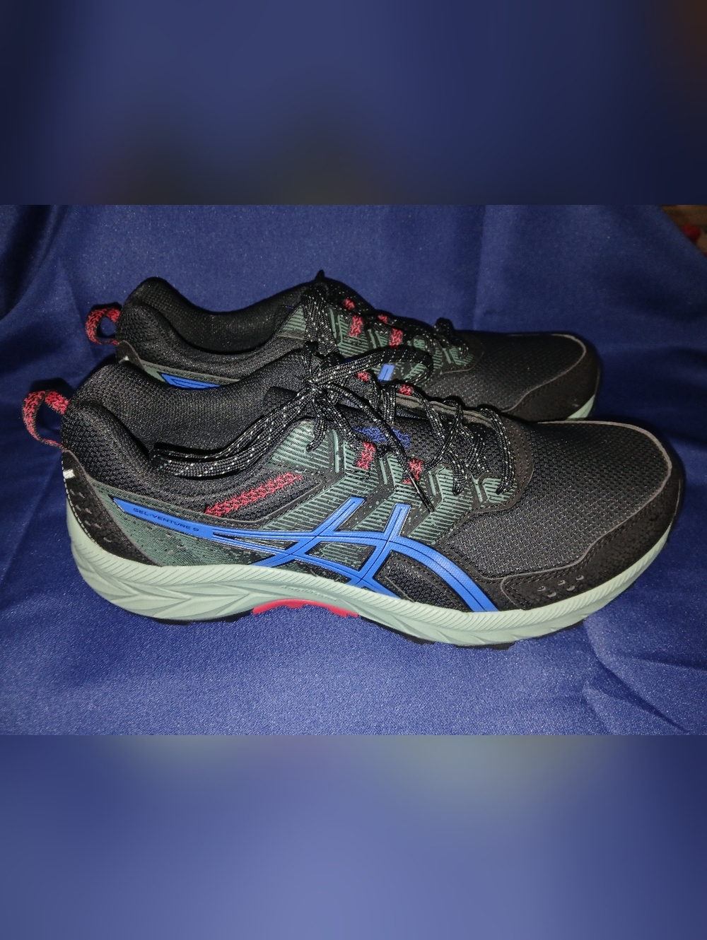 ASIC GEL-VENTURE 9 mens size 10.5.